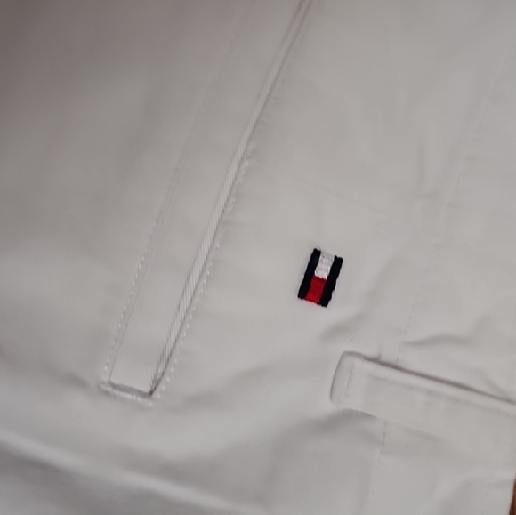 Tommy‎ Hilfiger White Casual Shorts Size 14 Cotton - Picture 9 of 10